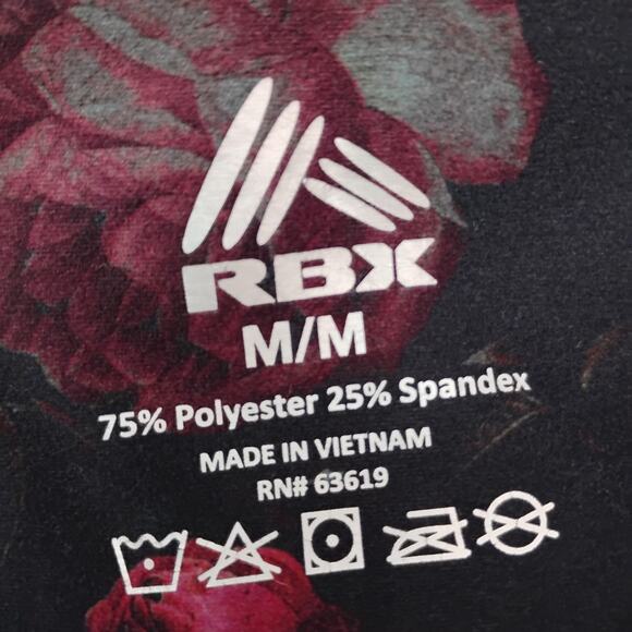 RBX Cropped Leggings Black and Pink Roses Print High Waisted Size Medium - Picture 3 of 6